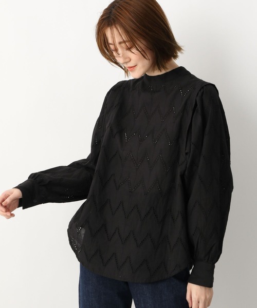 A part by（アパートバイ）の「コットンレースブラウス　266862（シャツ/ブラウス・レディース・ブラック/オフホワイト/マスタード・FREE）」の14枚目の写真