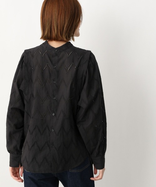 A part by（アパートバイ）の「コットンレースブラウス　266862（シャツ/ブラウス・レディース・ブラック/オフホワイト/マスタード・FREE）」の15枚目の写真