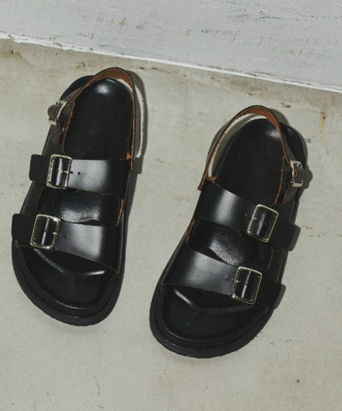 Auntie Rosa Holiday(アンティローザホリデー)の「ダブルベルトコンフォートサンダル(サンダル・レディース・ブラック/オフホワイト・LARGE/MEDIUM/SMALL)」の1枚目の写真