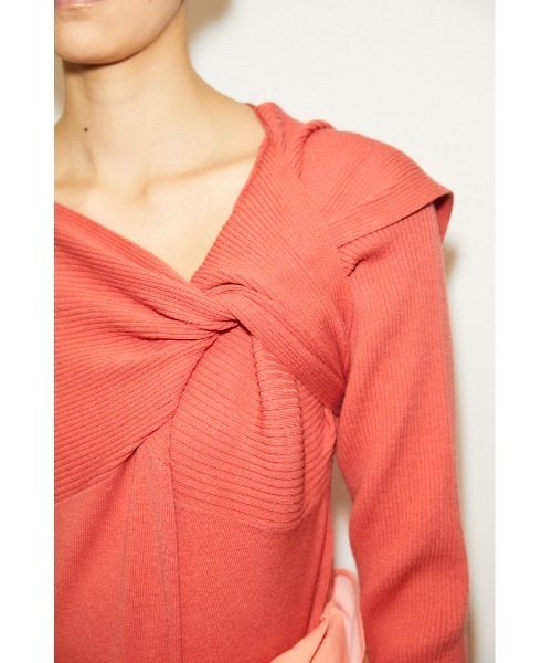 THROW by SLY(スローバイスライ)の「THROW NECK 2WAY HG TOPS ハイゲージ トップス(ニット/セーター・レディース・ブラック/クリアレッド・FREE)」の19枚目の写真