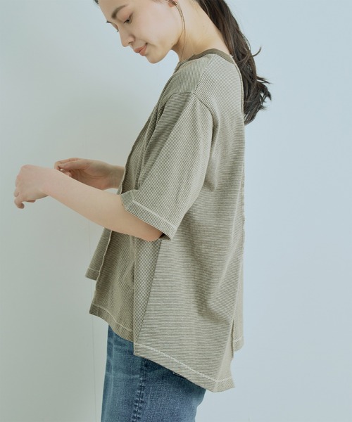 kha:ki（カーキ）の「「KHA:KI / カーキ」ボーダースウィッチプルオーバー"BORDER SWITCH P/O"（Tシャツ/カットソー・レディース・ブラック/カーキ/ブルー・1）」の12枚目の写真