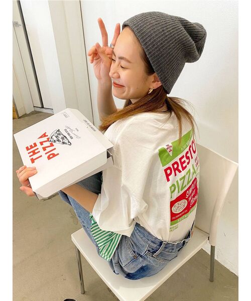 Ungrid（アングリッド）の「PIZZAロゴルーズTee（Tシャツ/カットソー・レディース・ベージュ/オフホワイト/オレンジ/ブルー・FREE）」の5枚目の写真