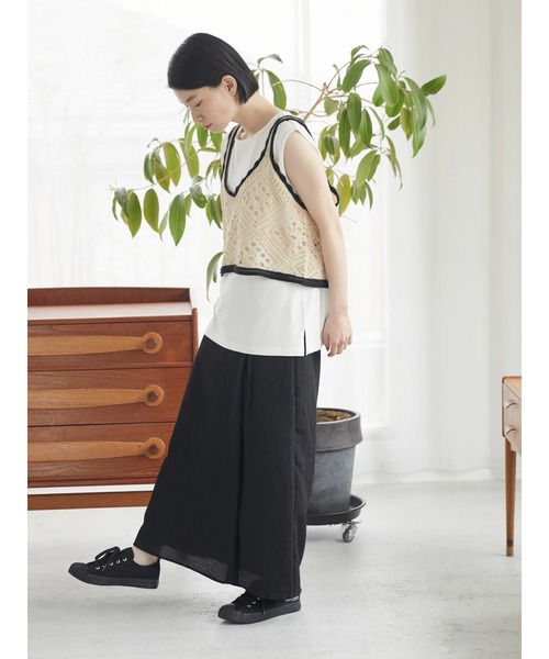 AMERICAN HOLIC（アメリカンホリック）の「SET　カットプルオーバー＋キャミベスト（アンサンブル・レディース・ブラック/ライトベージュ・M/L）」の13枚目の写真