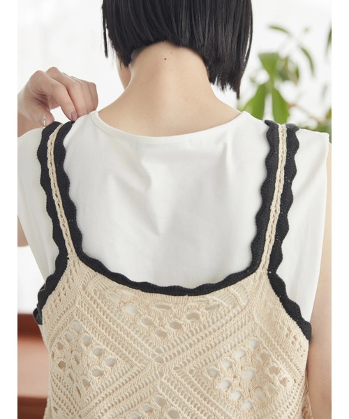 AMERICAN HOLIC（アメリカンホリック）の「SET　カットプルオーバー＋キャミベスト（アンサンブル・レディース・ブラック/ライトベージュ・M/L）」の6枚目の写真