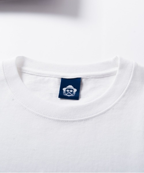 BYRD（バード）の「【ZOZOTOWN限定】BYRD×OFFSHORE×パトリシオ コラボモデル 刺繍ロゴ ワンポイントTシャツ/BYRD TEE OS22-2BY-002（Tシャツ/カットソー・メンズ・ブラック/ホワイト・L/M/XL）」の4枚目の写真