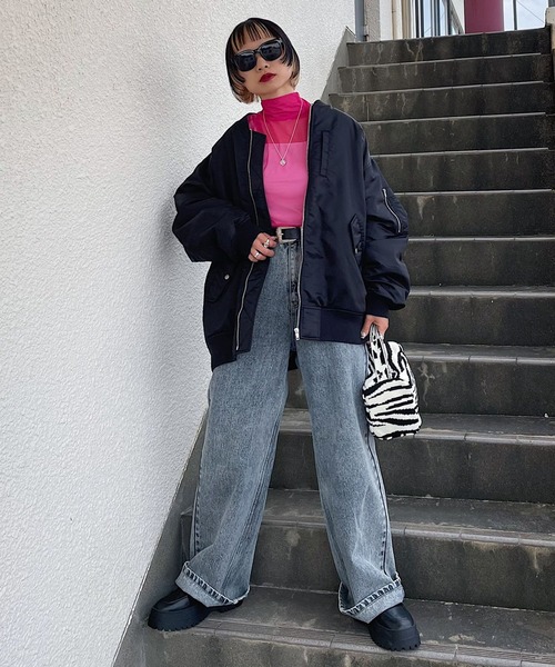 PAGEBOY(ページボーイ)の「ダッドワイドジーンズ(デニムパンツ・レディース・ブラック/インディゴブルー/ブルー・25inch/26inch/27inch)」の16枚目の写真