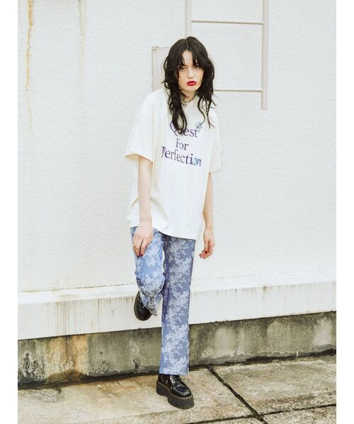 jouetie（ジュエティ）の「ハンドステッチライク BIG Tシャツ（Tシャツ/カットソー・レディース・ブラック/ピンク/アイボリー・MEDIUM）」の4枚目の写真