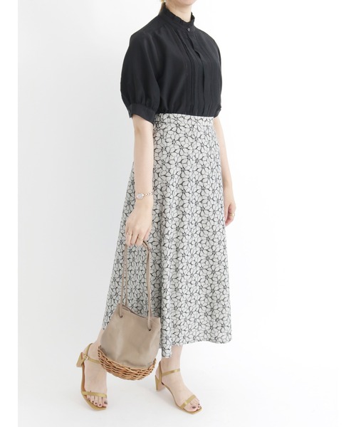 Te chichi（テチチ）の「スタンドフリルハシゴレースブラウス（シャツ/ブラウス・レディース・ブラック/ネイビー/オフホワイト/グリーン・ﾌﾘ-）」の10枚目の写真