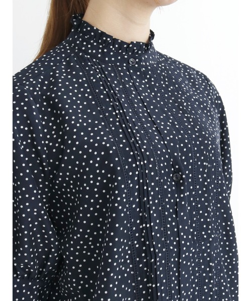 Te chichi（テチチ）の「スタンドフリルハシゴレースブラウス（シャツ/ブラウス・レディース・ブラック/ネイビー/オフホワイト/グリーン・ﾌﾘ-）」の13枚目の写真