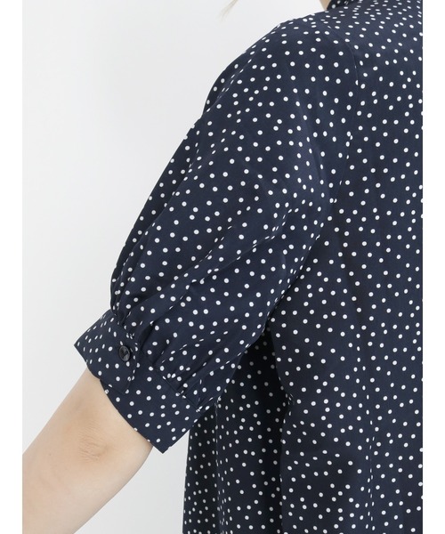 Te chichi（テチチ）の「スタンドフリルハシゴレースブラウス（シャツ/ブラウス・レディース・ブラック/ネイビー/オフホワイト/グリーン・ﾌﾘ-）」の9枚目の写真