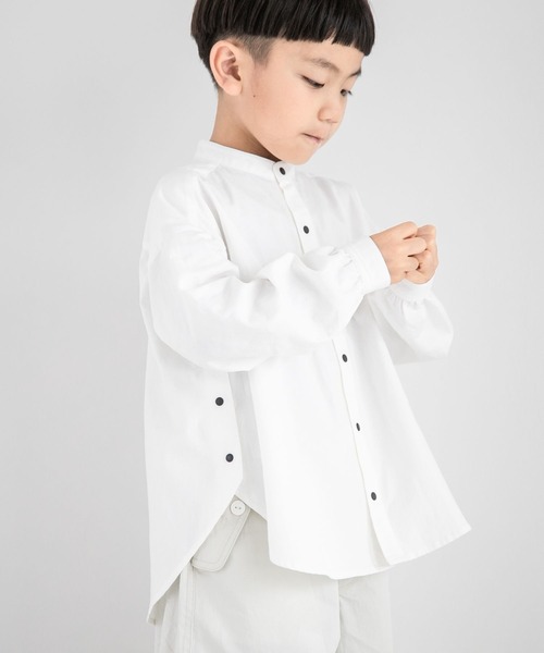 LOWRYS FARM（ローリーズファーム）の「ホワイトシャツＬＳ　157845（シャツ/ブラウス・キッズ・ホワイト系その他/ホワイト系その他2/ホワイト系その他3/ホワイト系その他4/サックスブルー・110cm/120cm/130cm/140cm/150cm）」の2枚目の写真