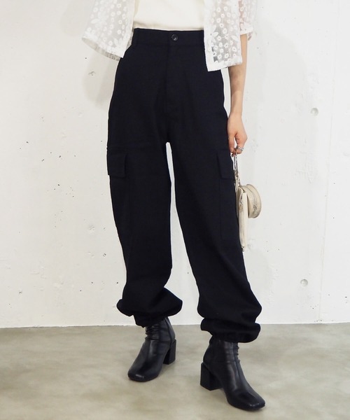 tiptop（ティップトップ）の「【2サイズ展開】カーゴパンツ【web限定Sサイズあり】（カーゴパンツ・レディース・ブラック/カーキ/アイボリー・S/M）」の2枚目の写真