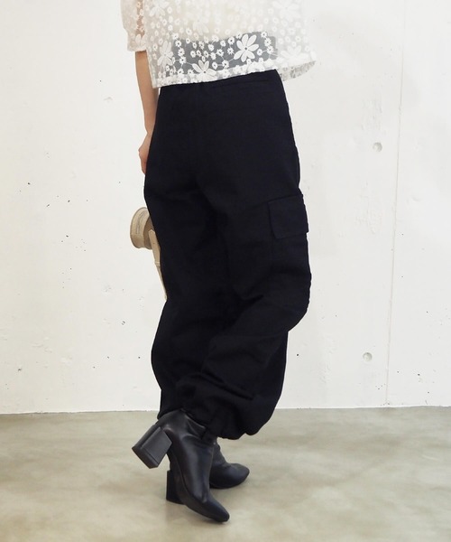 tiptop（ティップトップ）の「【2サイズ展開】カーゴパンツ【web限定Sサイズあり】（カーゴパンツ・レディース・ブラック/カーキ/アイボリー・S/M）」の17枚目の写真