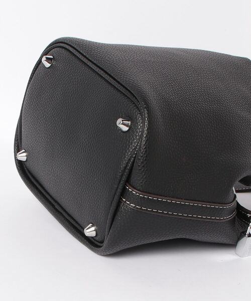 tolene(トレネ)の「フェイクレザー コロンコンパクト2wayショルダーバッグ(ショルダーバッグ・レディース・ブラック・ONE SIZE)」の3枚目の写真