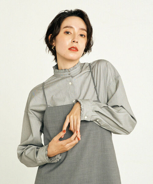 NOLLEY’S(ノーリーズ)の「クロップドフリルシャツ(シャツ/ブラウス・レディース・ライトブルー/ホワイト/グレー系その他3・FREE)」の10枚目の写真