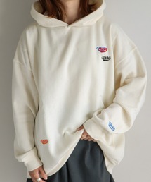 サガラ刺繍ワッペンロゴプルオーバーパーカー
