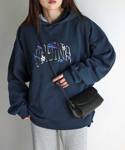 おまとめ商品⭐️ベロア素材パーカー、紺色、ブラック セール】VELOUR ZIP PRAKA CURSIVE LOGO / ベロア ジップ パーカー