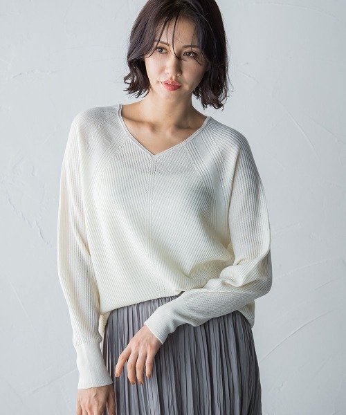 LAUTREAMONT（ロートレアモン）の「【洗えるニット】ホールガーメントバイアス柄ニット≪手洗い可能≫（ニット/セーター・レディース・グレー/イエロー系その他/オフホワイト/ブラウン・9号）」の2枚目の写真