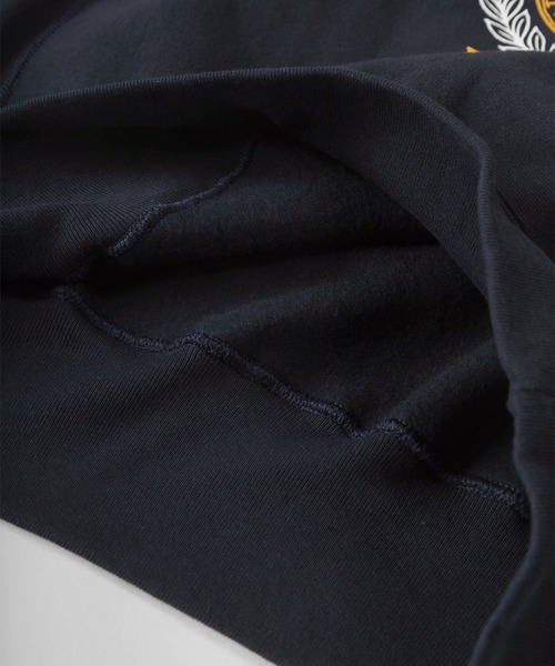 Champion(チャンピオン)の「【Champion/チャンピオン】REVERSWEAVE UCLA カレッジロゴ クルーネック スウェット/長袖トレーナー/裏起毛/【MADE IN USA】(スウェット・レディース・ネイビー/グレー・XL/XXL/M/L)」の11枚目の写真