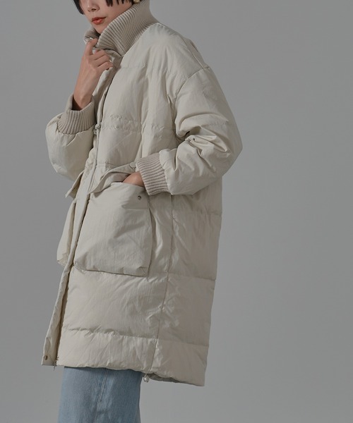 HANNE（アン）の「リブネック中綿ロングコート（ダウンジャケット/コート・レディース・ブラック/グレー・フリー）」の18枚目の写真