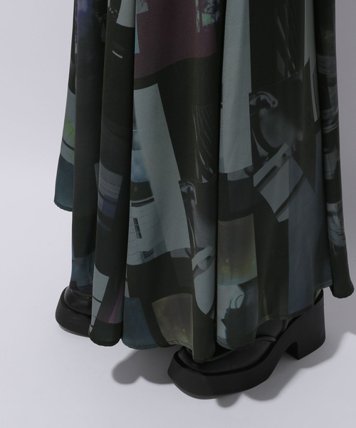 HARE（ハレ）の「PHOTOコラージュスカート(HARE)（スカート・レディース・ホワイト/ブラック・FREE）」の4枚目の写真