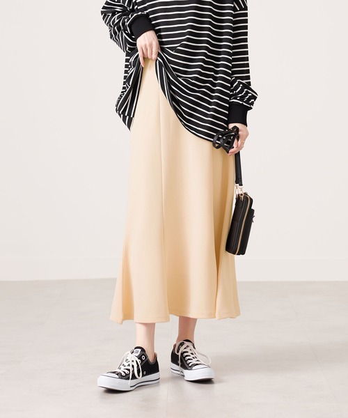 CHAN ME(チャンミ)の「ふくれジャガードフレアースカート(スカート・レディース・ブラック/アイボリー/ベージュ・SMALL/MEDIUM/LARGE/X-LARGE)」の12枚目の写真