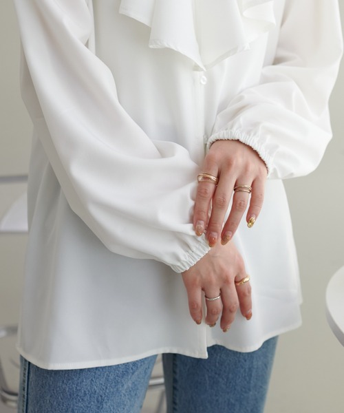 DISCOAT（ディスコート）の「【WEB限定】ビッグフリルブラウス（シャツ/ブラウス・レディース・ブラック/ブルー/アイボリー・FREE）」の20枚目の写真