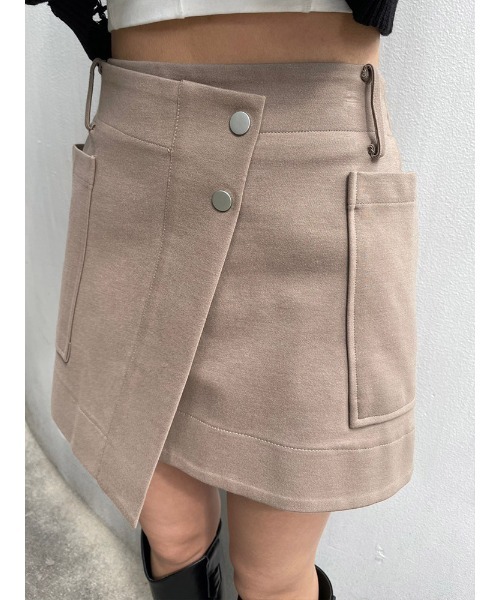 ENVYM（アンビー）の「サイドポケットミニＳＫ（スカート・レディース・ブラック/ベージュ・FREE）」の21枚目の写真