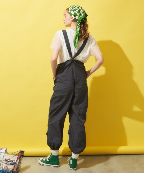 MERLOT(メルロー)の「裾ドロストナイロンカーゴパンツ(カーゴパンツ・レディース・ピンク/ライトブルー/チャコールグレー・FREE)」の16枚目の写真