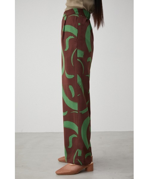 AZUL by moussy（アズールバイマウジー）の「NATURE PATTERN WIDE PANTS/ネイチャーパターンワイドパンツ（その他パンツ・レディース・ブラウン系その他/ベージュ系その他・MEDIUM/SMALL）」の11枚目の写真