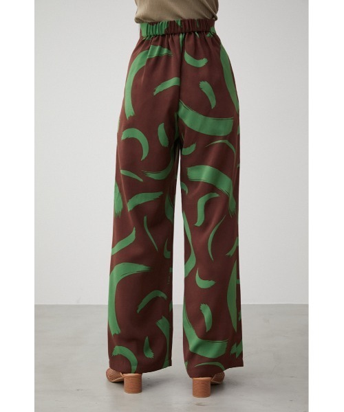 AZUL by moussy（アズールバイマウジー）の「NATURE PATTERN WIDE PANTS/ネイチャーパターンワイドパンツ（その他パンツ・レディース・ブラウン系その他/ベージュ系その他・MEDIUM/SMALL）」の6枚目の写真