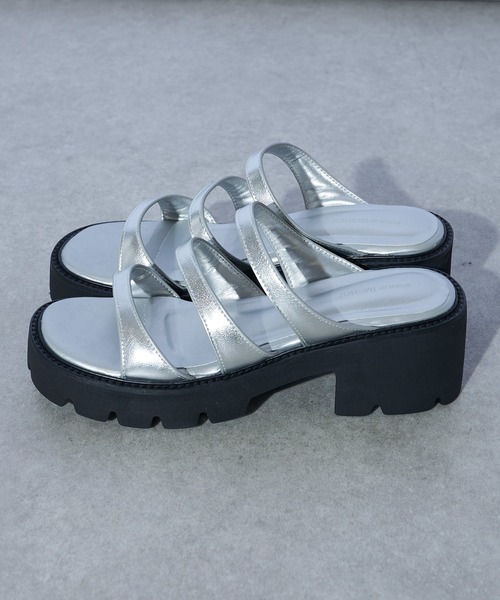 Lui's(ルイス)の「スリーストラップサンダル(サンダル・レディース・シルバー/ブラック・23.5/24.5/24.5cm/23.5cm)」の11枚目の写真