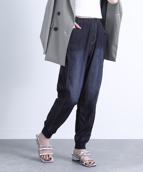 n'OrLABEL（ノアールレーベル）の「【機能素材】『デニムジョガーパンツ』（デニムパンツ・レディース・ネイビー/インディゴブルー/ブルー・1/2）」の5枚目の写真