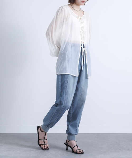 n'OrLABEL（ノアールレーベル）の「【機能素材】『デニムジョガーパンツ』（デニムパンツ・レディース・ネイビー/インディゴブルー/ブルー・1/2）」の9枚目の写真