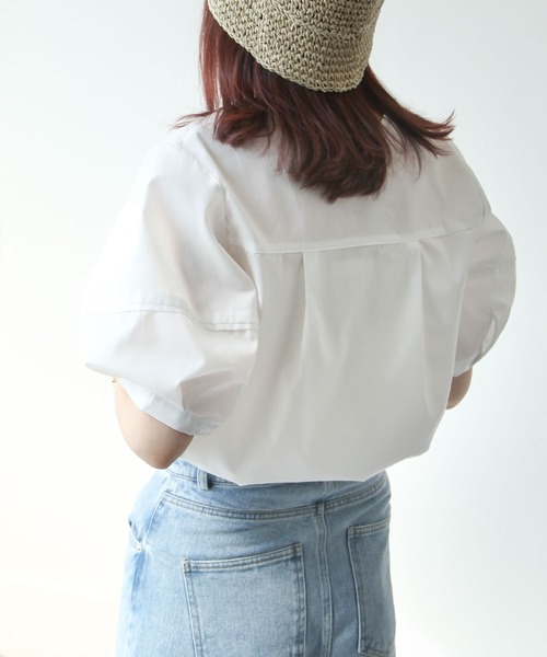 Chillfar(チルファー)の「ボリューム5分袖スキッパーブラウス(シャツ/ブラウス・レディース・ブルー/ライトグレー/オフホワイト・FREE)」の11枚目の写真