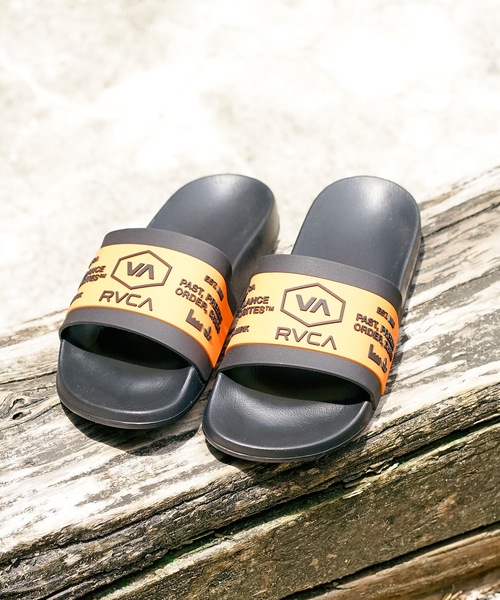 RVCA(ルーカ)の「RVCA メンズ CHANMAIL SHOWER SLIDE サンダル【2023年春夏モデル】/ルーカスライドサンダル(サンダル・メンズ・ブラック/オレンジ/ホワイト・8/9/10)」の3枚目の写真
