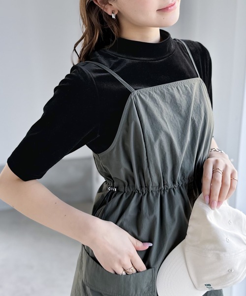 classicalelf(クラシカルエルフ)の「大人のサマーベロア。半袖モックネックトップス(Tシャツ/カットソー・レディース・モカ/ブラック/アイボリー/グレイッシュベージュ・LARGE/MEDIUM/SMALL/X-LARGE)」の6枚目の写真