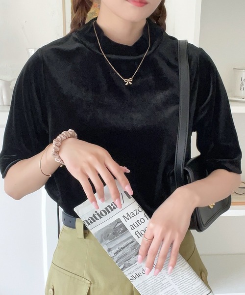 classicalelf(クラシカルエルフ)の「大人のサマーベロア。半袖モックネックトップス(Tシャツ/カットソー・レディース・モカ/ブラック/アイボリー/グレイッシュベージュ・LARGE/MEDIUM/SMALL/X-LARGE)」の16枚目の写真