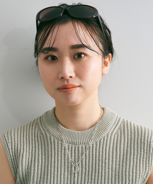 Zoff(ゾフ)の「【Web限定】オーバル型 サングラス | 紫外線対策(サングラス・レディース・オリーブ/ブラウン/ピンク・FREE)」の15枚目の写真
