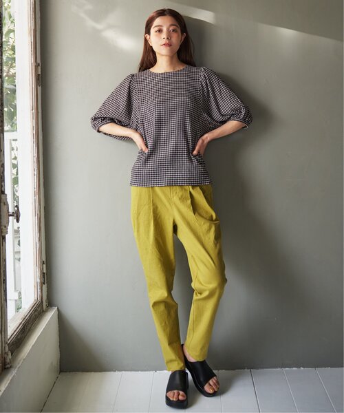 LBC(エルビーシー)の「リネン混ストレッチテーパードパンツ(その他パンツ・レディース・チャコールグレー/オフホワイト/イエロー/ブルー・S/M/L)」の8枚目の写真
