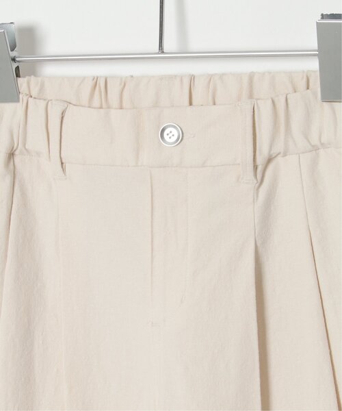 LBC(エルビーシー)の「リネン混ストレッチテーパードパンツ(その他パンツ・レディース・チャコールグレー/オフホワイト/イエロー/ブルー・S/M/L)」の14枚目の写真
