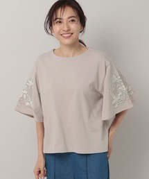 フラワー刺繍Ｔシャツ