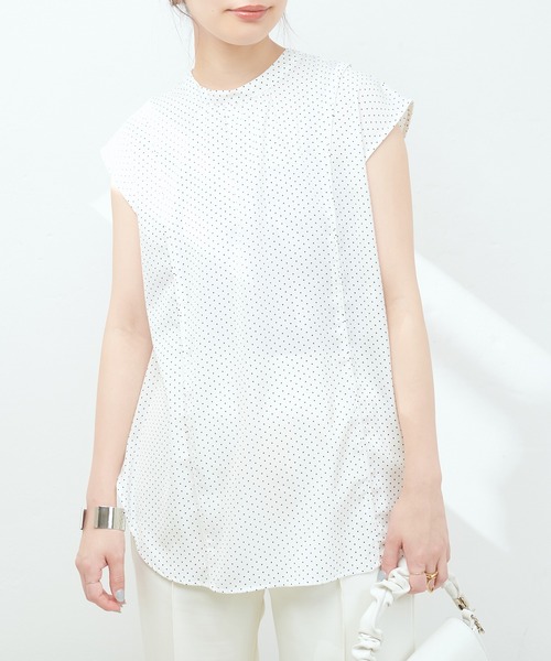 natural couture(ナチュラルクチュール)の「WEB限定アイテム / 2WAYパール付きノースリブラウス(シャツ/ブラウス・レディース・ミント/その他1/ネイビー/ブルー/オフホワイト・FREE)」の19枚目の写真