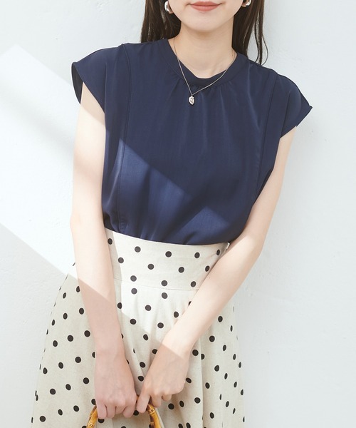 natural couture(ナチュラルクチュール)の「WEB限定アイテム / 2WAYパール付きノースリブラウス(シャツ/ブラウス・レディース・ミント/その他1/ネイビー/ブルー/オフホワイト・FREE)」の18枚目の写真