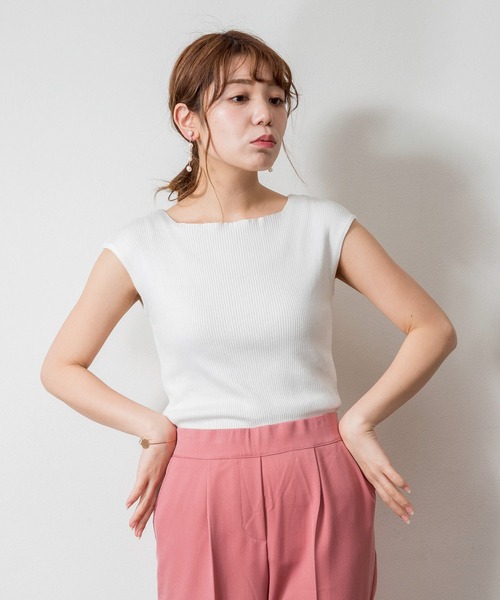 atONE（アットワン）の「atONE ボートネックフレンチスリーブサマーニット（ニット/セーター・レディース・ブルー/オフホワイト/ブラック/グレイッシュベージュ・M-L/4L～5L/LL～3L）」の18枚目の写真