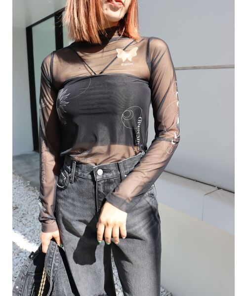 EVRIS（エヴリス）の「タトゥーデザインシアータートルトップス（Tシャツ/カットソー・レディース・ブラック/ベージュ・FREE）」の9枚目の写真