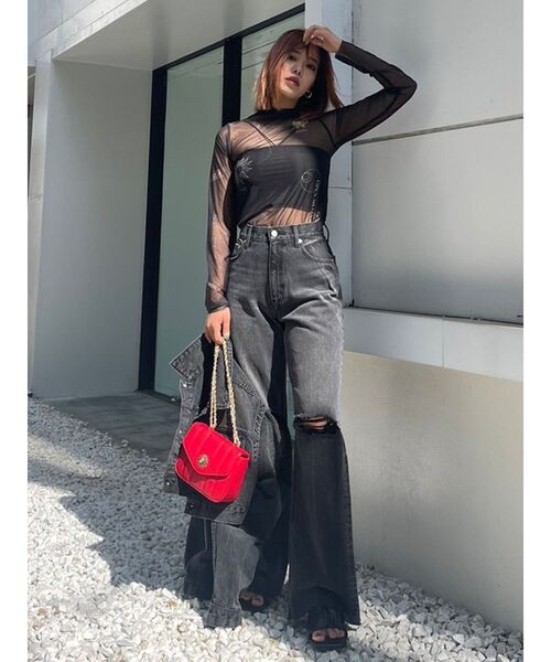 EVRIS（エヴリス）の「タトゥーデザインシアータートルトップス（Tシャツ/カットソー・レディース・ブラック/ベージュ・FREE）」の14枚目の写真