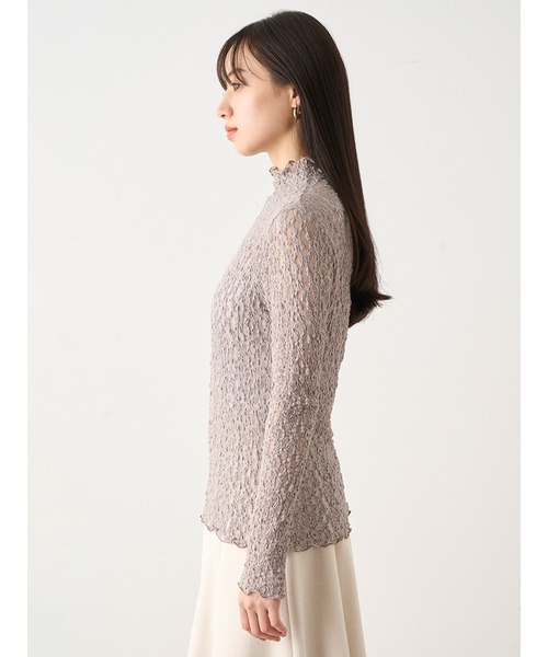SNIDEL(スナイデル)の「Sustainableシュリンクレーストップス(Tシャツ/カットソー・レディース・ブルー/ホワイト/ベージュ系その他・FREE)」の7枚目の写真