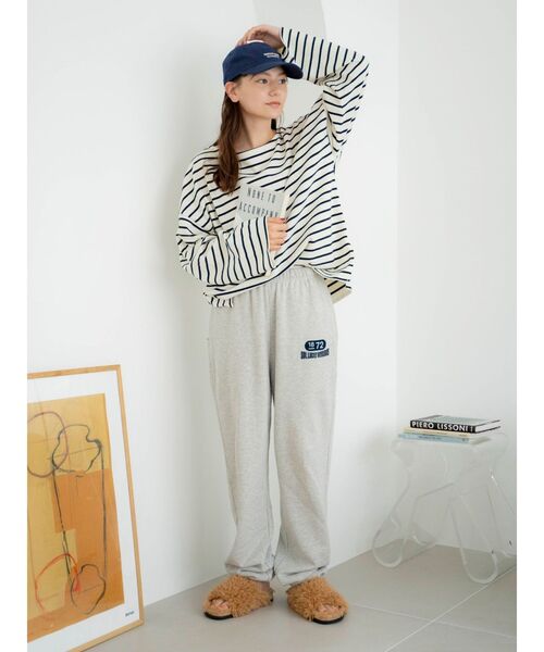 Ungrid（アングリッド）の「サイドスリットルーズボーダーロングスリーブTee（Tシャツ/カットソー・レディース・オレンジ/グリーン/ネイビー/モカ・FREE）」の8枚目の写真