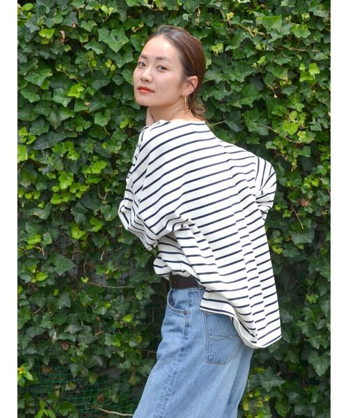 Ungrid（アングリッド）の「サイドスリットルーズボーダーロングスリーブTee（Tシャツ/カットソー・レディース・オレンジ/グリーン/ネイビー/モカ・FREE）」の18枚目の写真